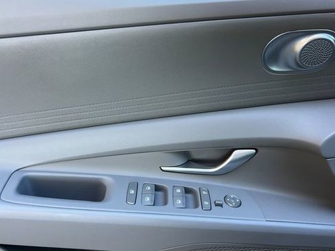 New 2026 Hyundai Elantra Blue FWD image 11