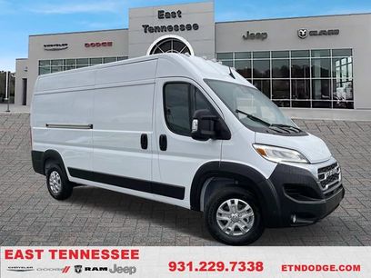 New 2024 RAM ProMaster 2500 w/ Quick Order Package 22G SLT