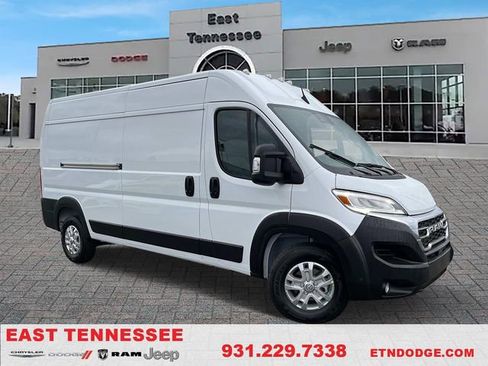New 2024 RAM ProMaster 2500 w/ Quick Order Package 22G SLT image 1