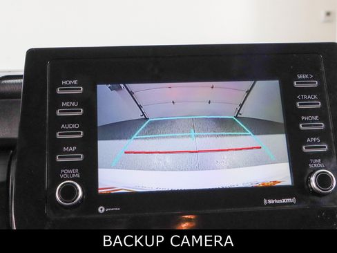 Used 2022 Toyota Camry SE FWD image 18