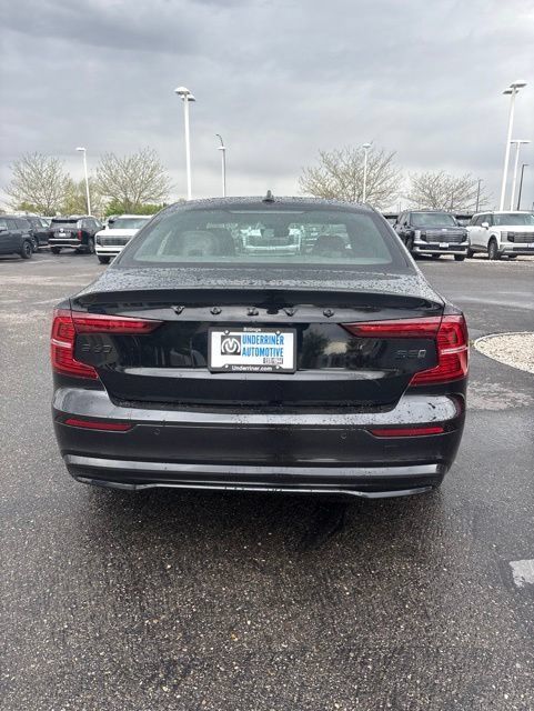 Used 2024 Volvo S60 B5 Plus AWD/4WD image 3
