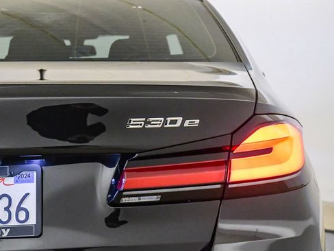 Certified 2023 BMW 530e 530e iPerformance w/ Premium Package image 12