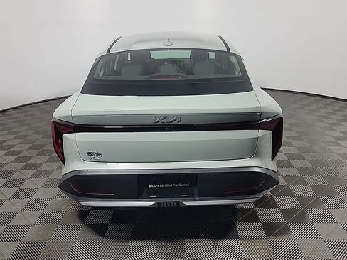 Used 2025 Kia K4 FWD image 5