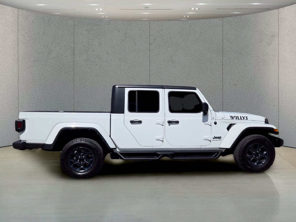 Used 2023 Jeep Gladiator Sport AWD/4WD image 4