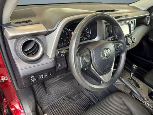 Used 2018 Toyota RAV4 LE w/ All Weather Liner Package image 4