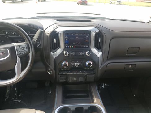 Used 2021 GMC Sierra 1500 SLT w/ SLT Premium Package AWD/4WD image 10