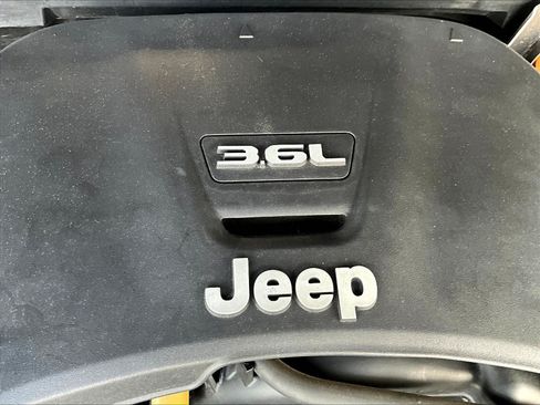 Used 2020 Jeep Wrangler Unlimited Sport S AWD/4WD image 31
