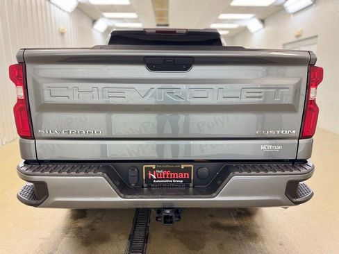 Used 2020 Chevrolet Silverado 1500 Custom w/ Custom Value Package AWD/4WD image 7