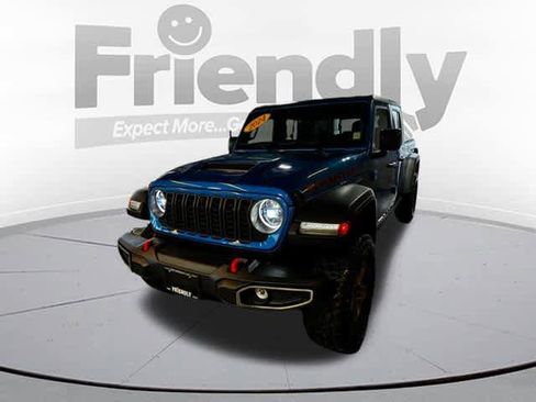 Used 2024 Jeep Gladiator Mojave w/ Technology Group image 1