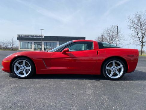 Used 2005 Chevrolet Corvette Coupe w/ Preferred Equipment Group image 8