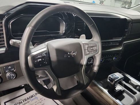Used 2024 Chevrolet Silverado 1500 RST image 18