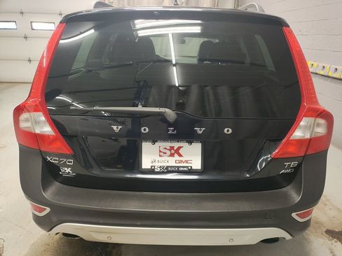 Used 2011 Volvo XC70 T6 image 21