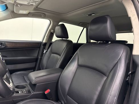 Used 2018 Subaru Outback 2.5i Limited AWD/4WD image 14