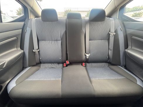 Used 2025 Nissan Versa SV FWD image 37
