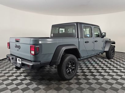 New 2025 Jeep Gladiator Sport