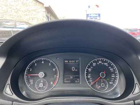 Used 2015 Volkswagen Passat 1.8T SE FWD image 24