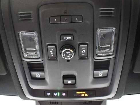 Used 2021 Cadillac Escalade Sport w/ Driver Assist Tech Package AWD/4WD image 24