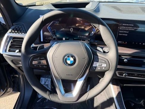New 2026 BMW X5 xDrive50e w/ Premium Package image 18