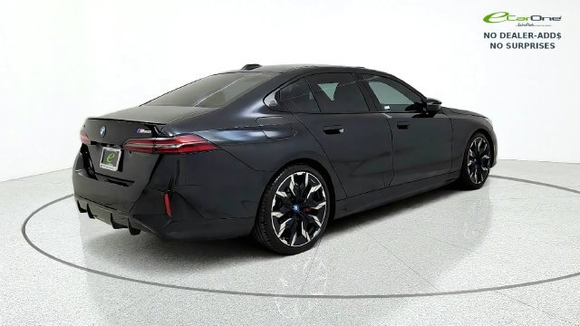 Used 2024 BMW i5 M60 w/ Premium Package AWD/4WD image 8