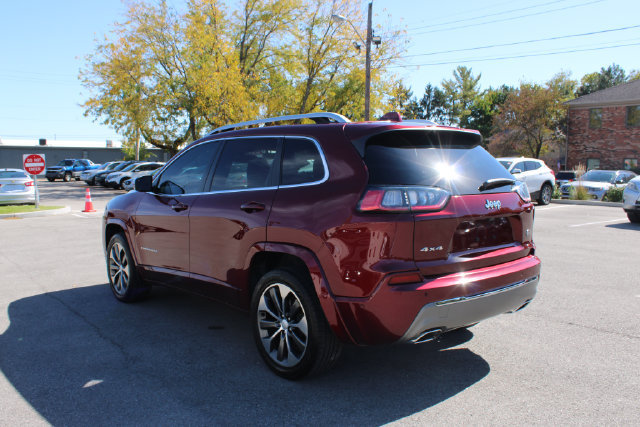 Used 2019 Jeep Cherokee Overland w/ Technology Group AWD/4WD image 40
