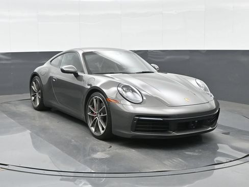 Used 2024 Porsche 911 Carrera S RWD image 11