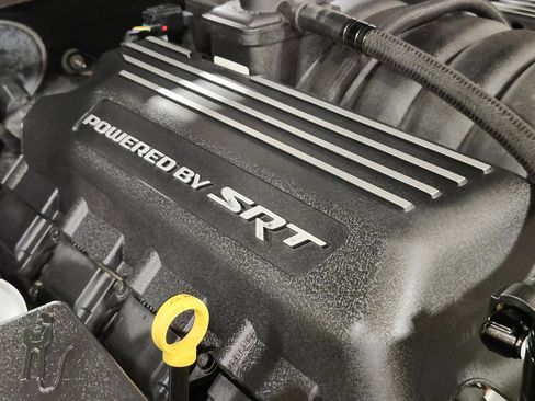 Used 2019 Dodge Charger Scat Pack w/ Dynamics Package image 10