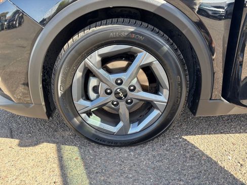 Used 2025 Kia K4 FWD image 29