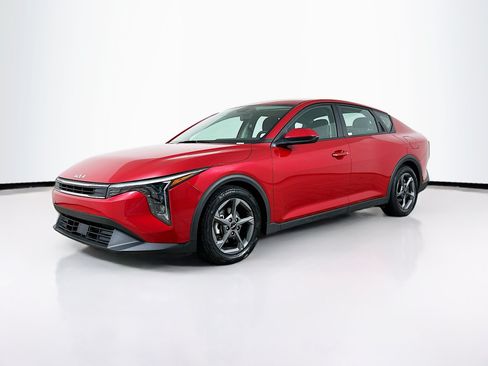 Used 2025 Kia K4 FWD image 3
