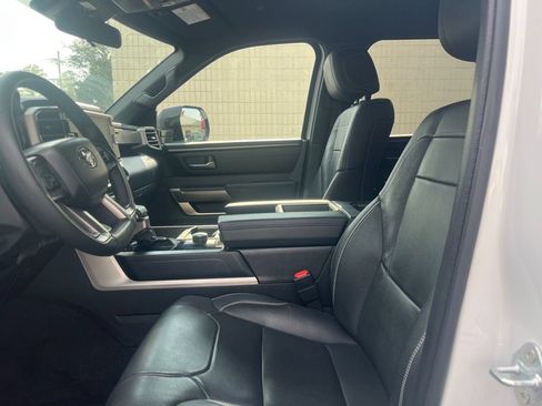 Used 2026 Toyota Tundra SR5 w/ SR5 Premium Package RWD image 12