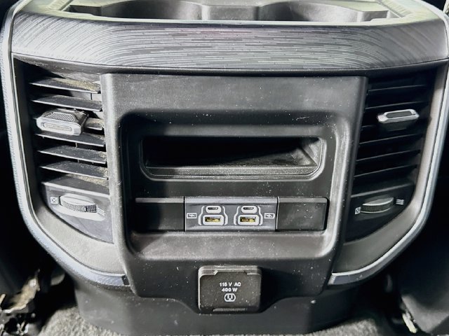 Used 2023 RAM 1500 Laramie AWD/4WD image 31