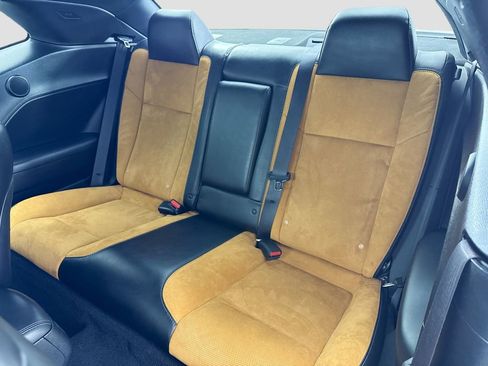 Used 2020 Dodge Challenger R/T Scat Pack w/ Shaker Package image 19