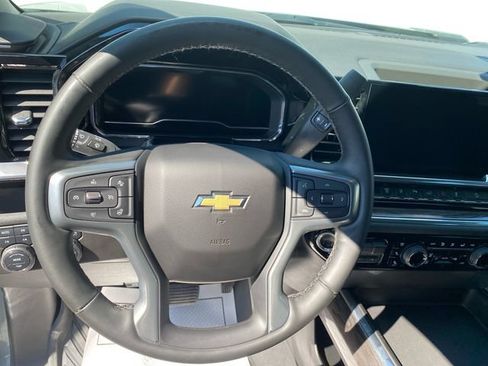 Used 2025 Chevrolet Silverado 3500 LTZ w/ LTZ Plus Package AWD/4WD image 13