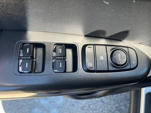 Used 2017 Kia Sportage EX FWD image 46