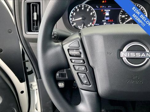 Used 2025 Nissan Frontier S image 27