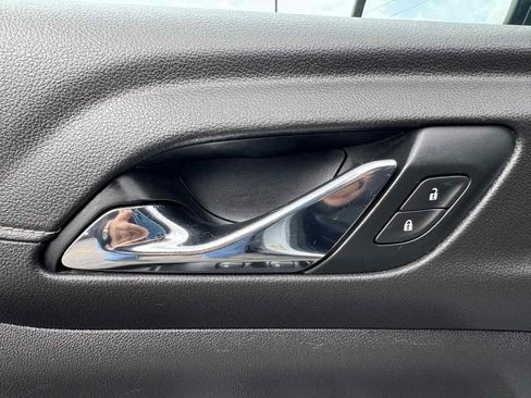 Used 2019 GMC Acadia SLE AWD/4WD image 28