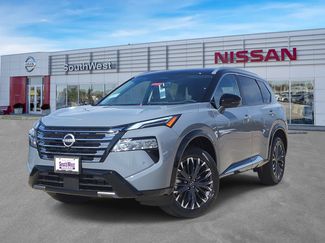 New 2026 Nissan Rogue Platinum w/ Tech Package AWD/4WD 360° Tour