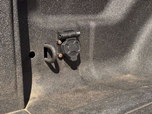 Used 2018 RAM 2500 Laramie w/ Convenience Group image 37