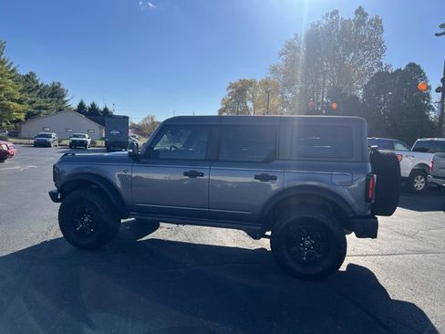 Used 2023 Ford Bronco Wildtrak image 16