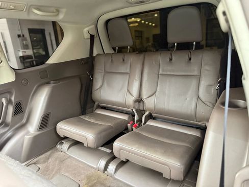 Used 2016 Lexus GX 460 image 31