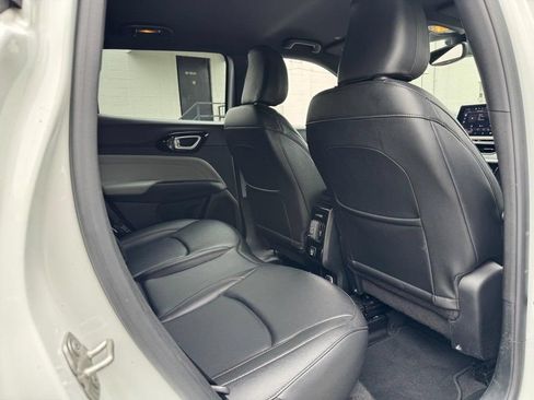 Used 2024 Jeep Compass Limited AWD/4WD image 19