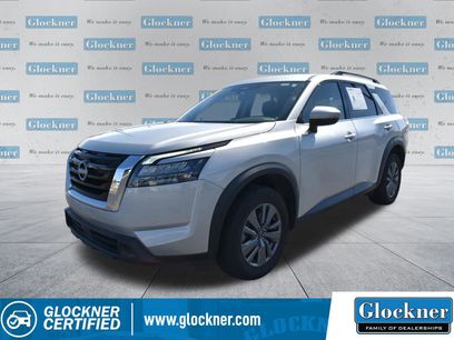 Used 2025 Nissan Pathfinder SV