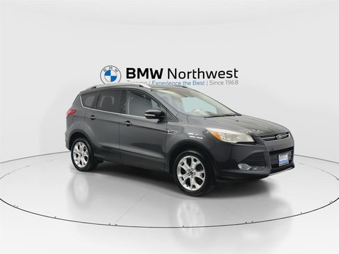 Used 2016 Ford Escape Titanium AWD/4WD image 6