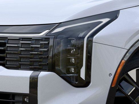 New 2026 Kia Sportage SX image 10