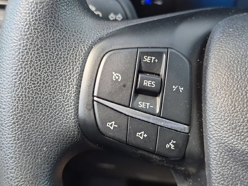 Used 2025 Ford Escape Active AWD/4WD image 21