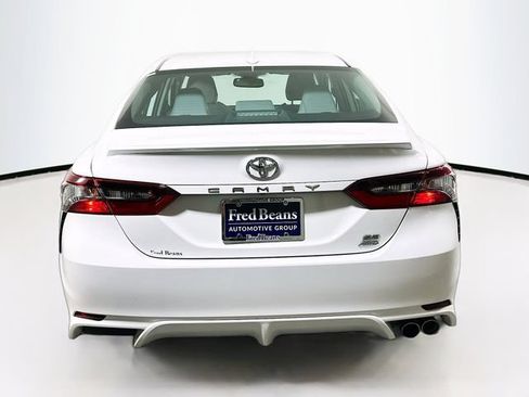Used 2021 Toyota Camry SE w/ Convenience Package AWD/4WD image 9