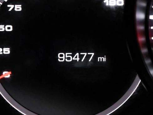Used 2018 Porsche Panamera 4 w/ Premium Package Plus AWD/4WD image 18