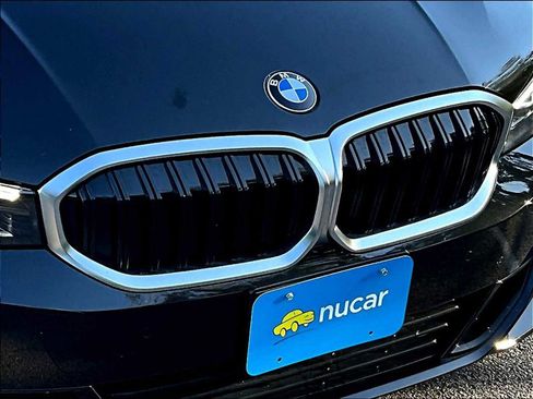 Used 2024 BMW 330i xDrive Sedan w/ Convenience Package image 30