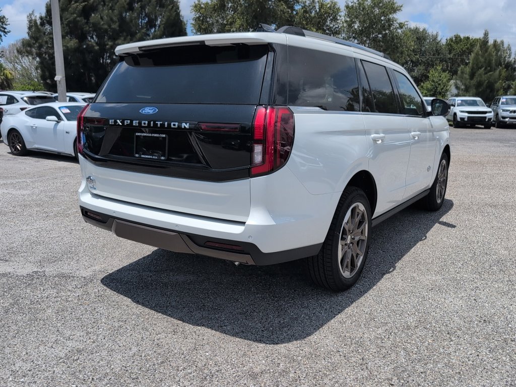 New 2026 Ford Expedition King Ranch AWD/4WD image 3