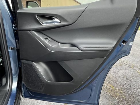 New 2026 Chevrolet Equinox LT w/ Convenience Package II FWD image 16