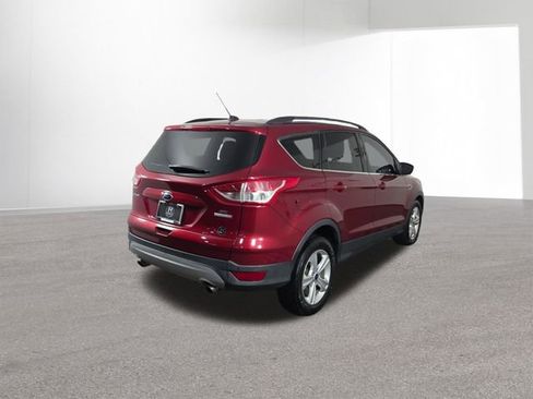 Used 2016 Ford Escape SE w/ Equipment Group 201A FWD image 14